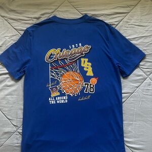 Chicago Basketball Graphic T-Shirt - Blue